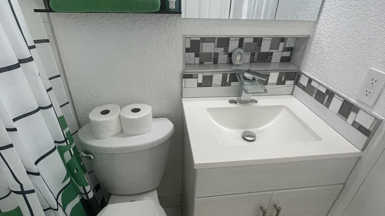 Photo of Bathroom in Sunrise