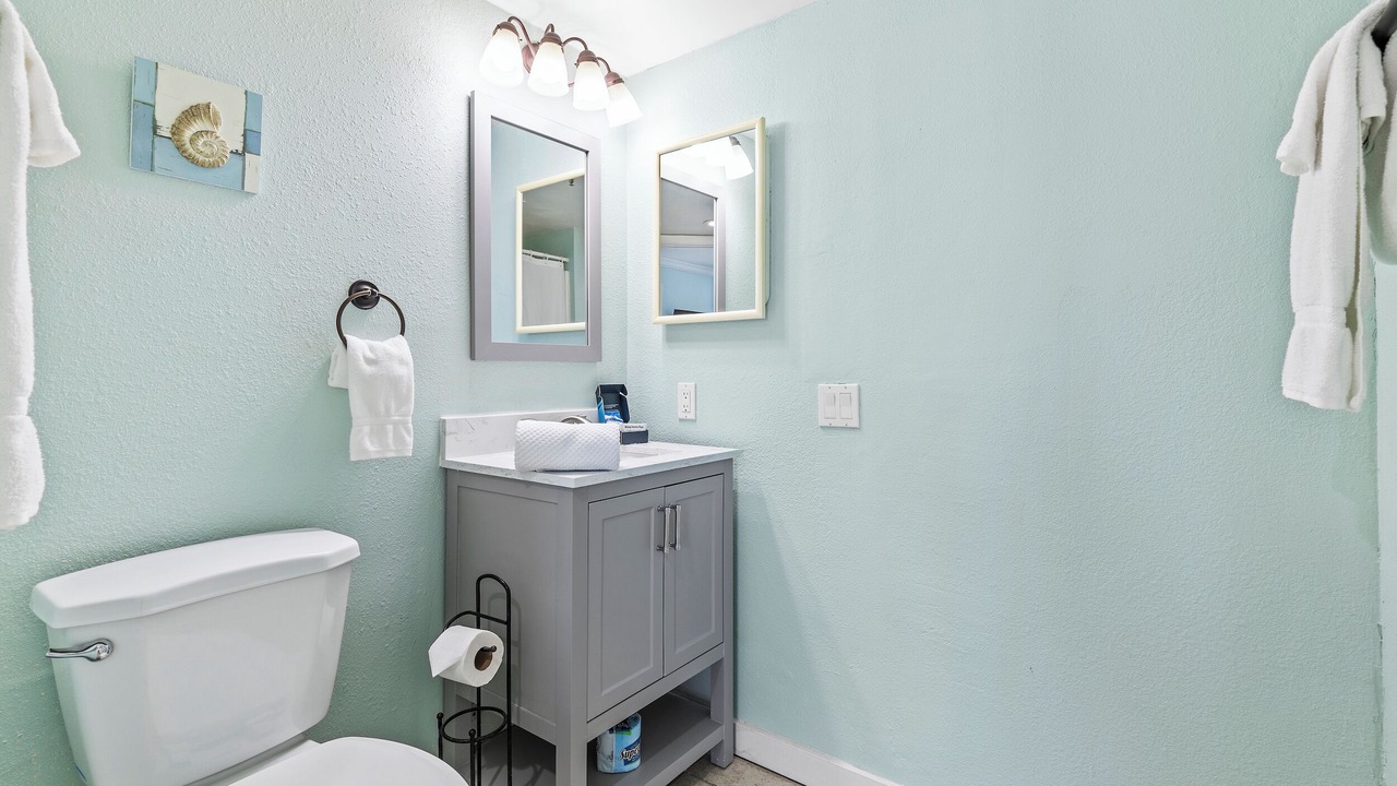 Photo of Bathroom in New Smyrna Beach