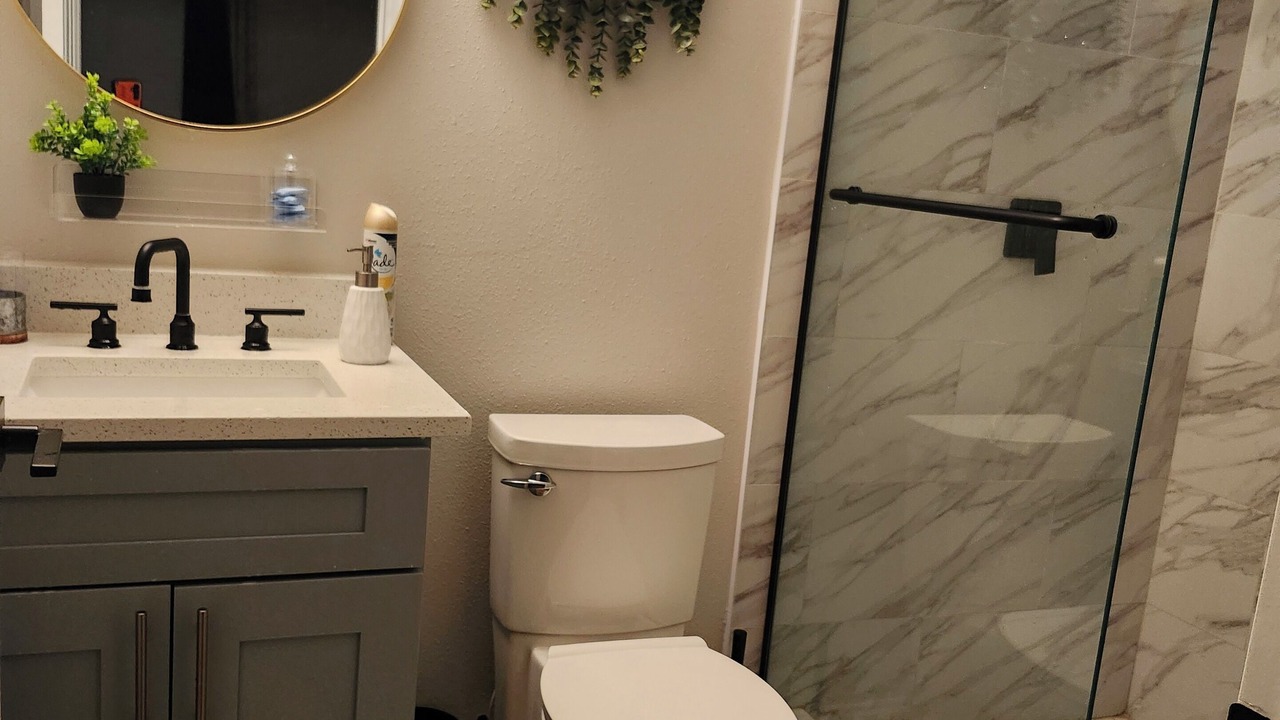Photo of Bathroom in Deltona Lakes