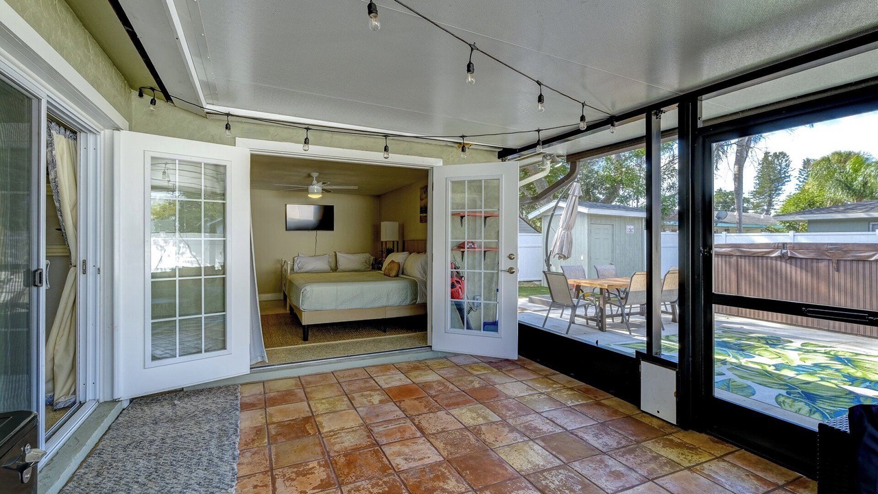 Photo of Others in Gulf Gate Estates
