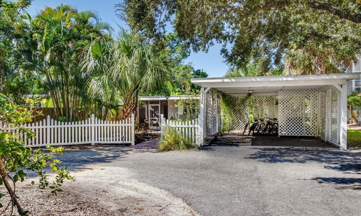 Photo of Patio Balcony in Siesta Key