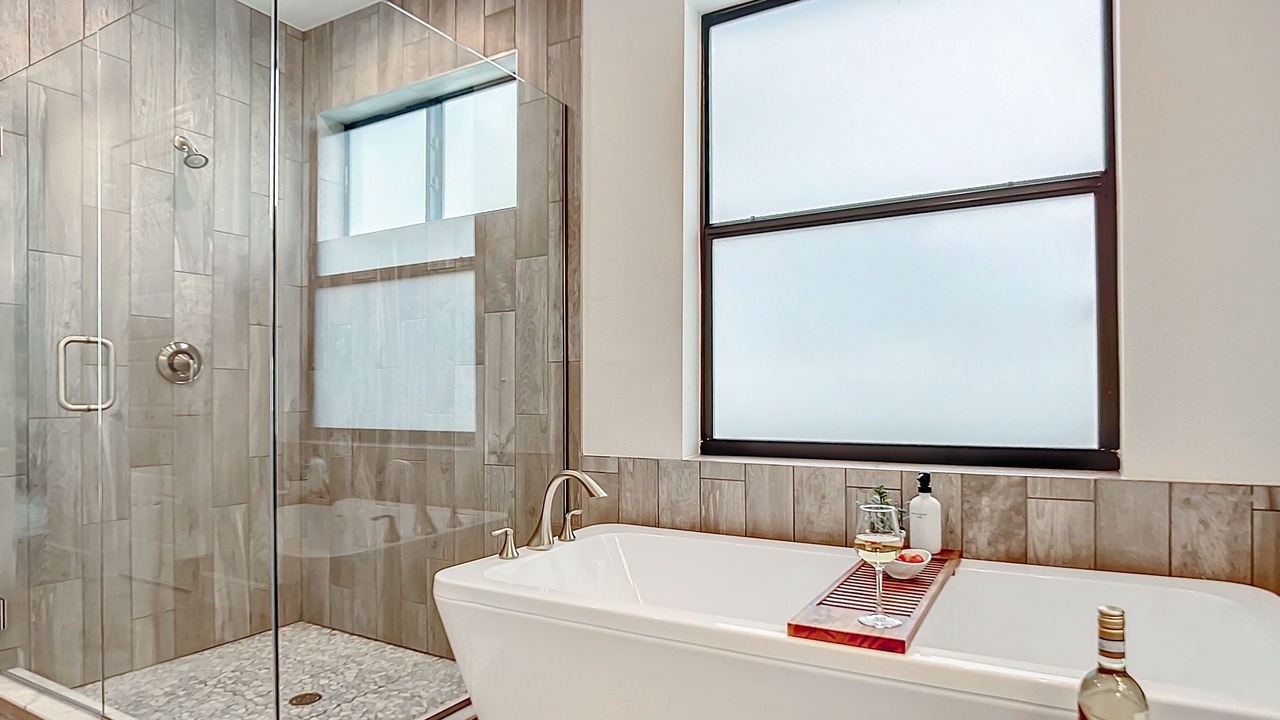 Photo of Bathroom in Mariner