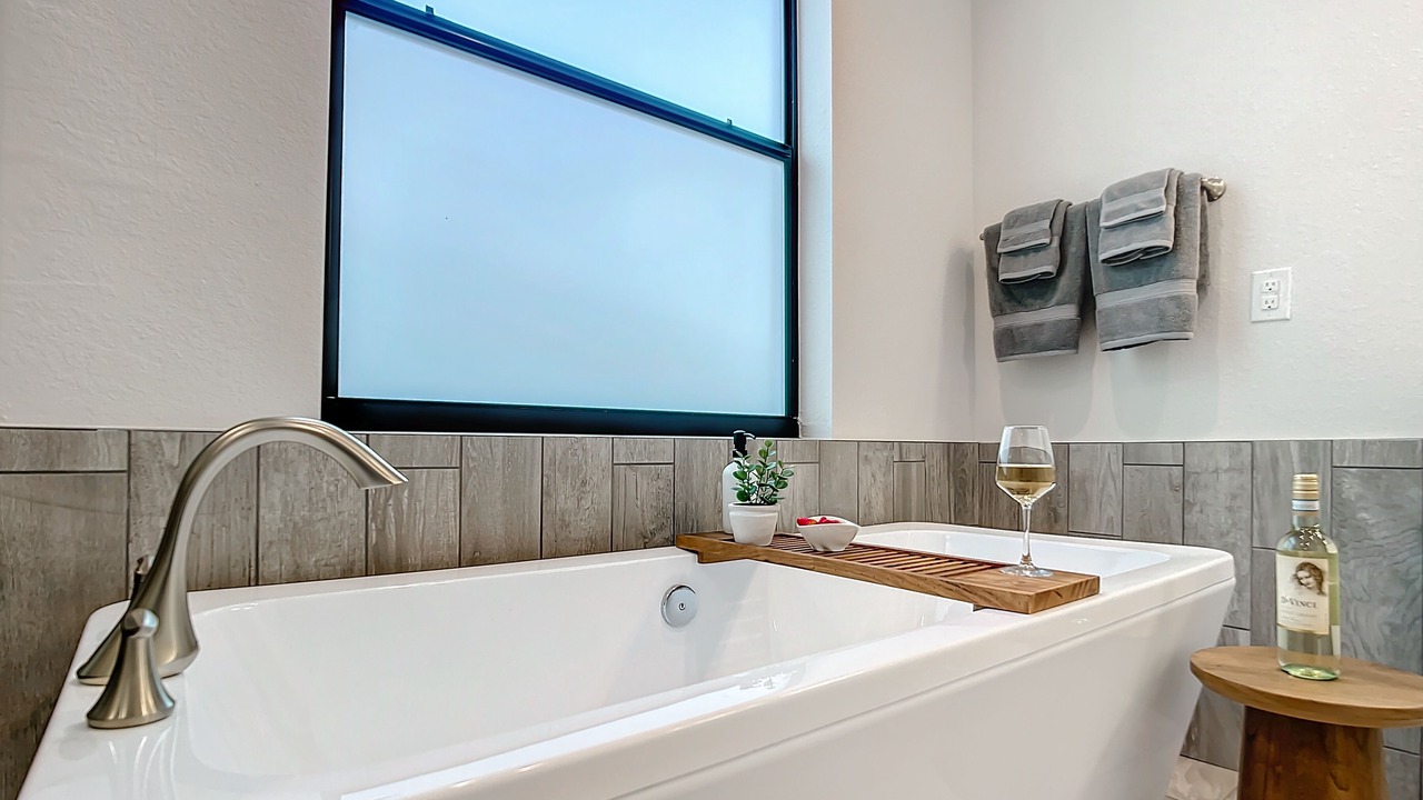 Photo of Bathroom in Mariner