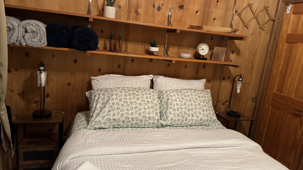 Photo of Bedroom in Bushnell