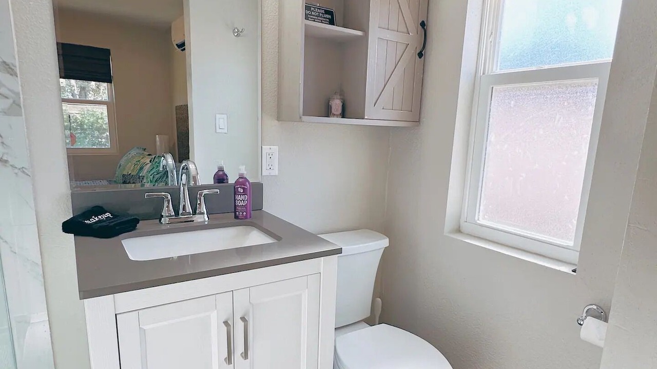Photo of Bathroom in Boardwalk