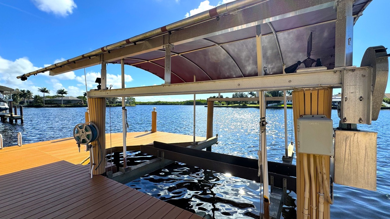 Photo of Outdoor in Naples