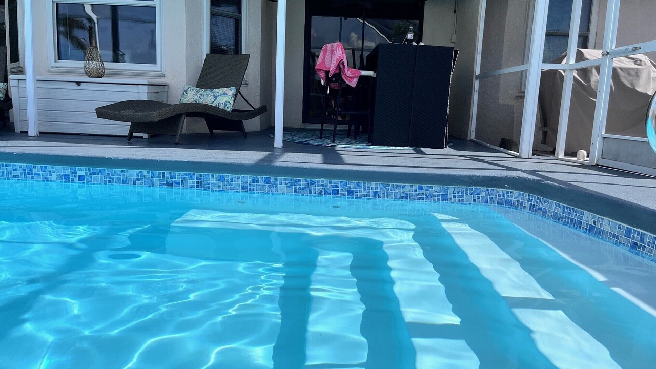 Photo of Outdoor in Pelican