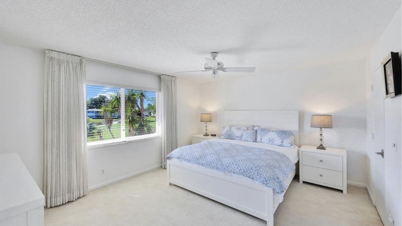 Photo of Bedroom in East Naples
