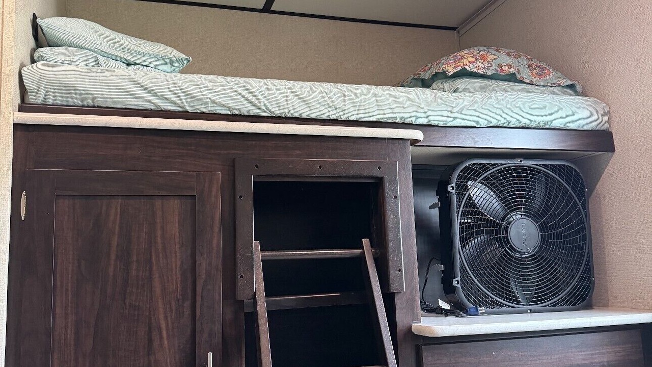 Photo of Bedroom in Pinellas Park