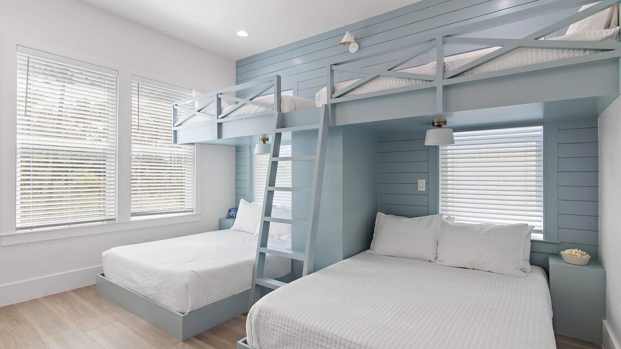 Photo of Bedroom in Treetop