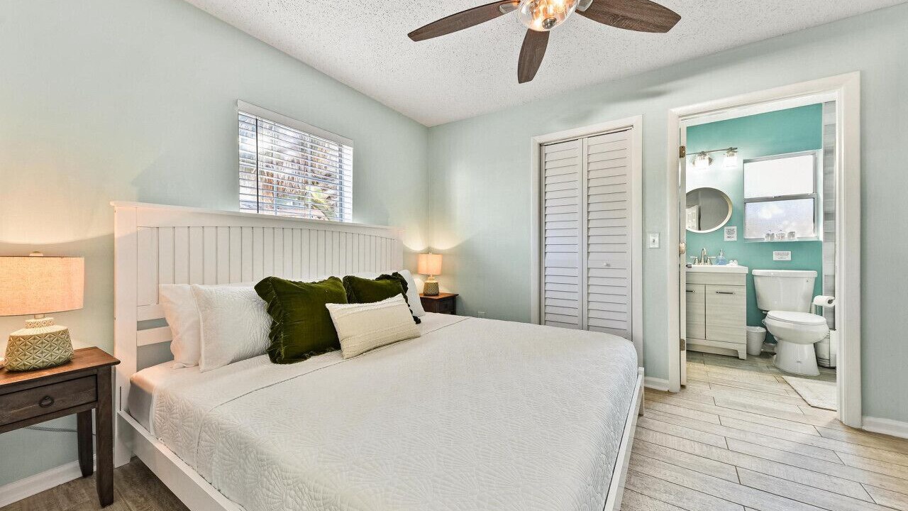 Photo of Bedroom in Jacksonville Beach