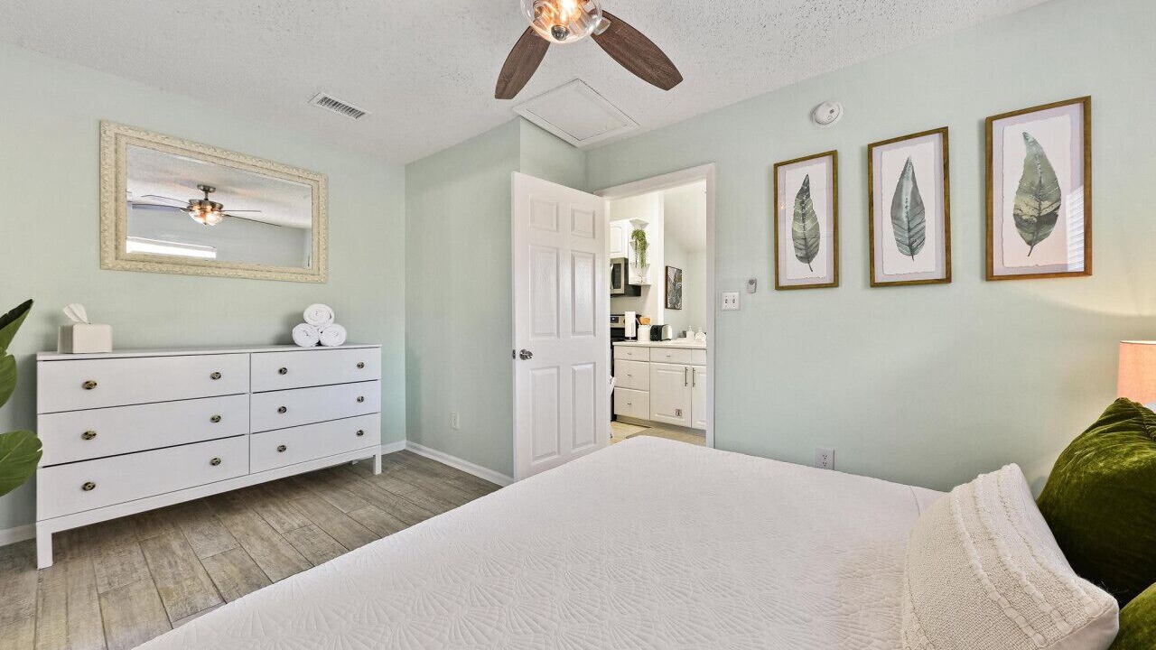 Photo of Bedroom in Jacksonville Beach