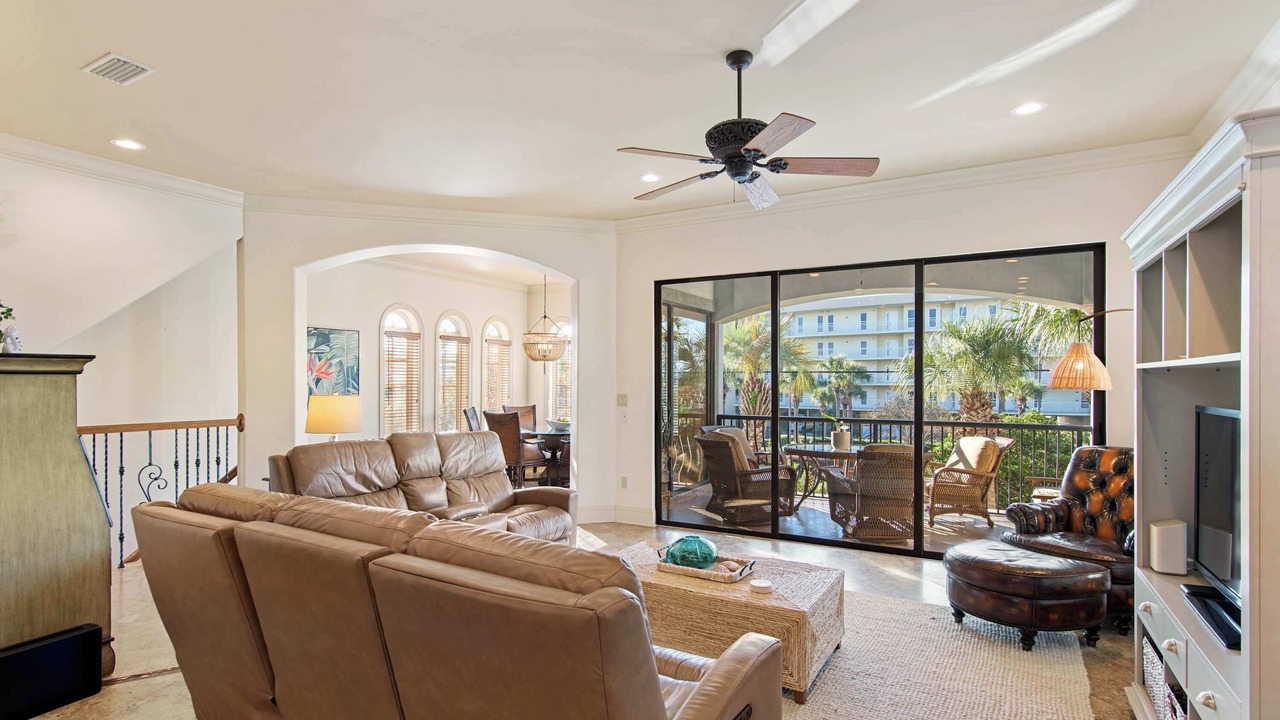 Photo of Livingroom in St. Tropez