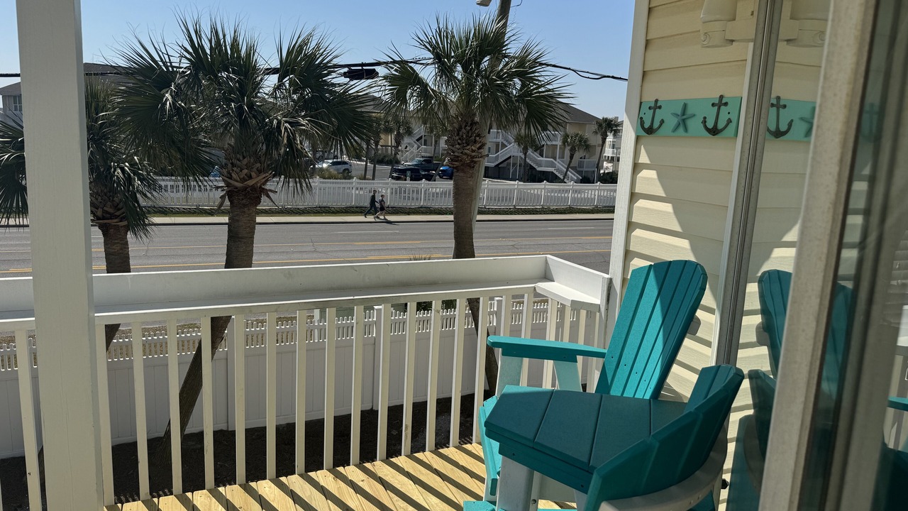 Photo of Patio Balcony in Holiday Isle