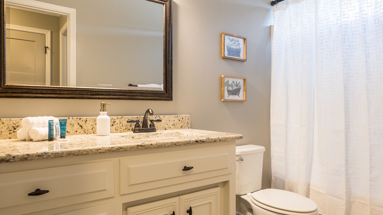 Photo of Bathroom in Valdosta