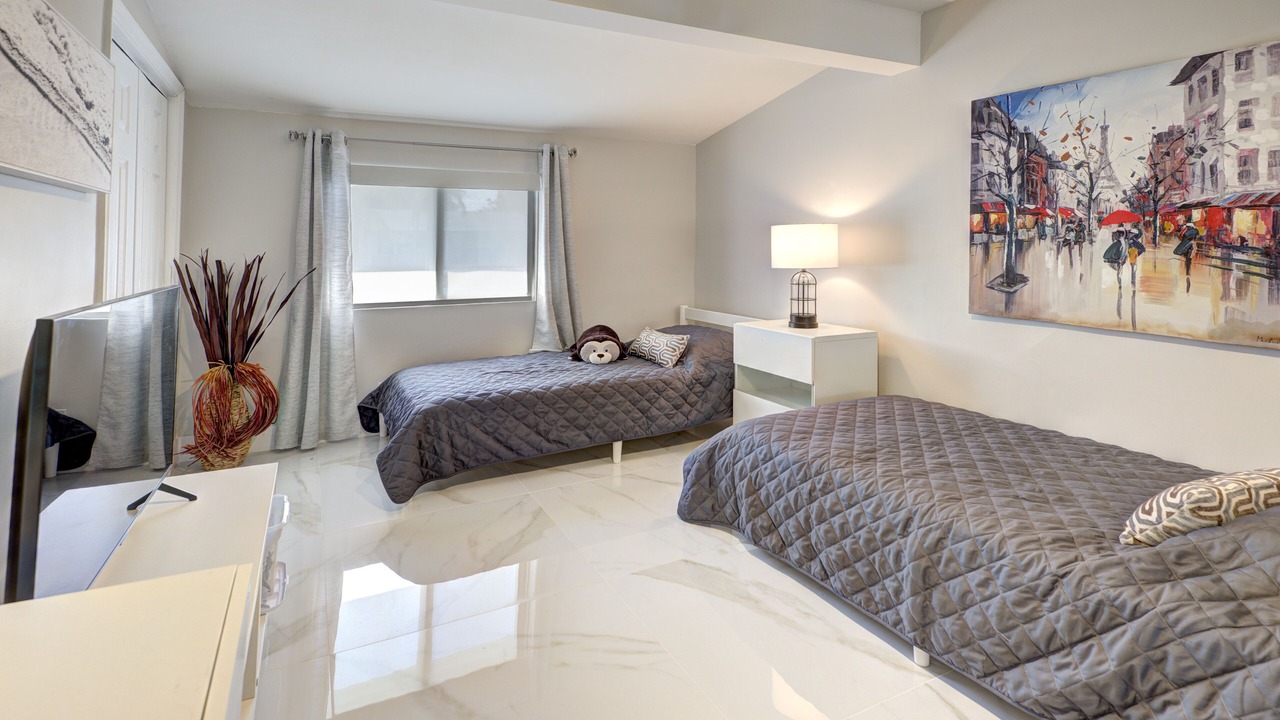 Photo of Bedroom in Deerfield Beach