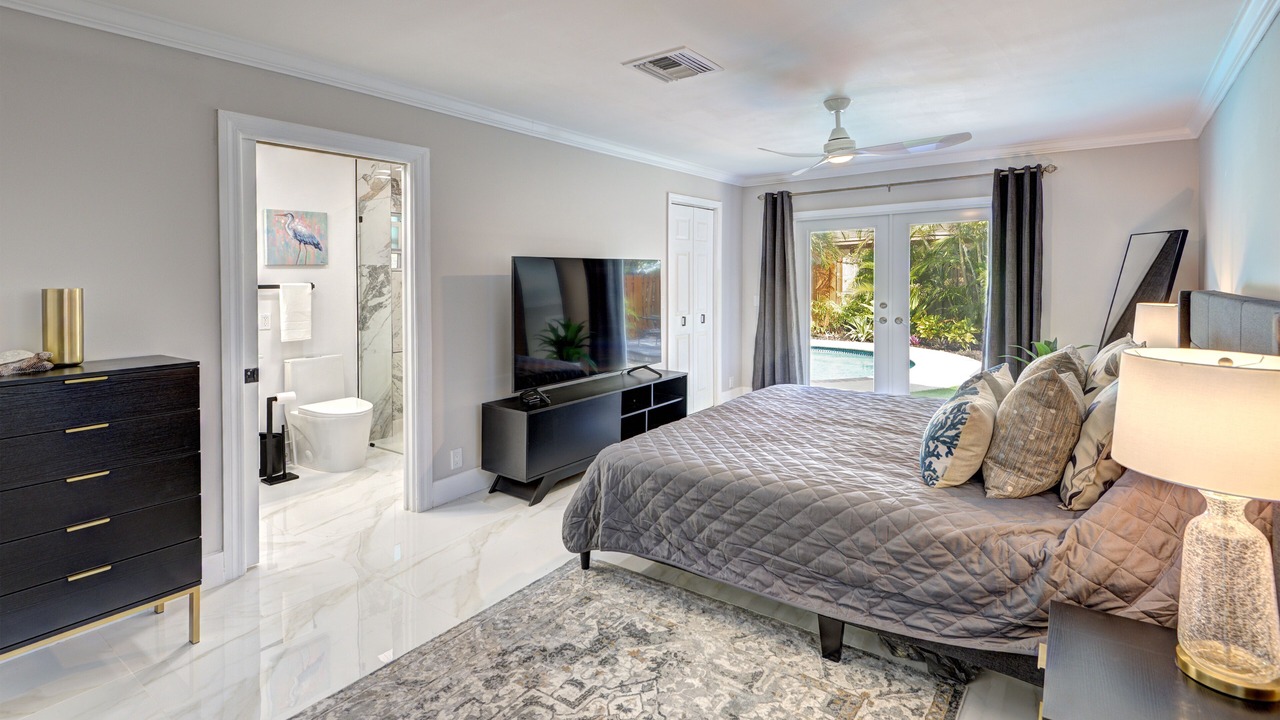 Photo of Bedroom in Deerfield Beach