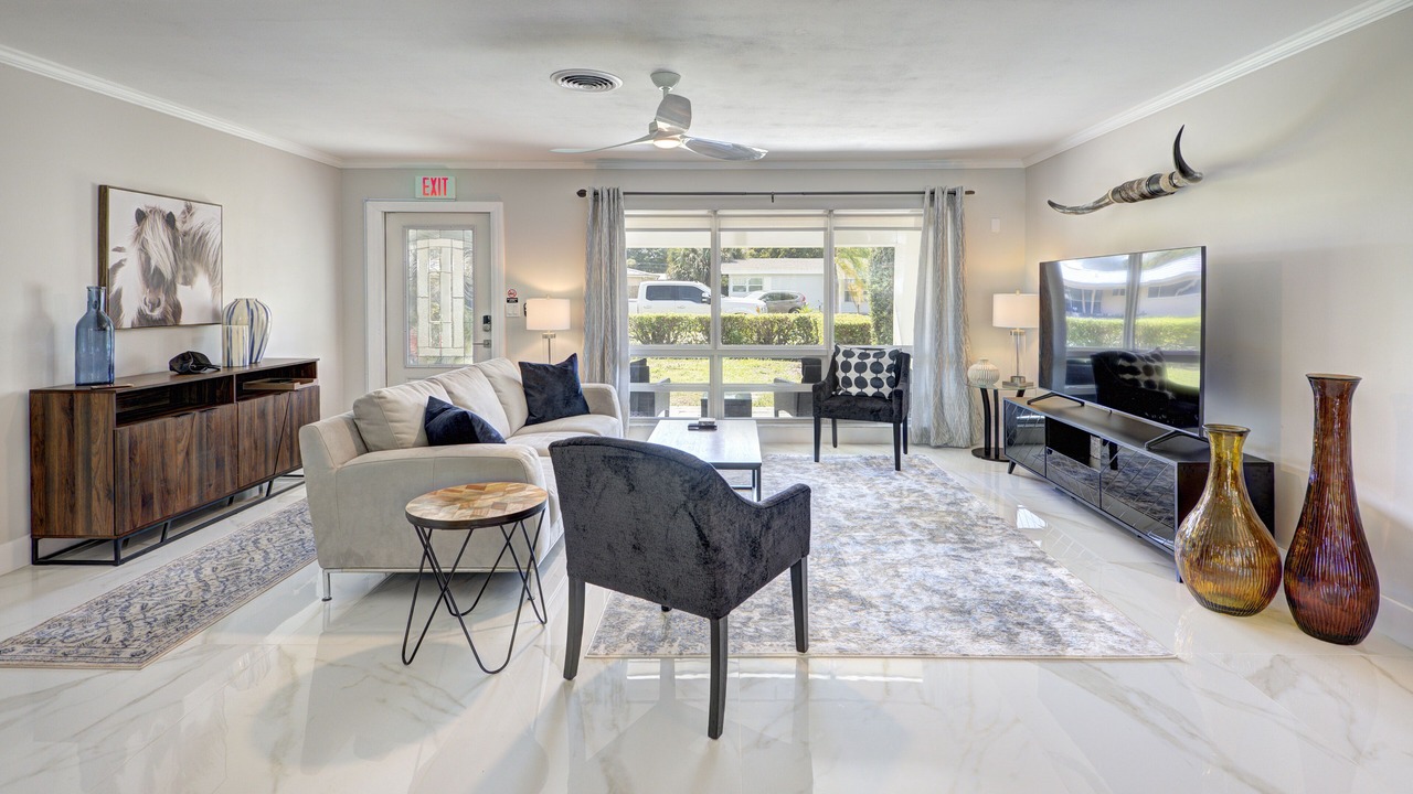 Photo of Livingroom in Deerfield Beach