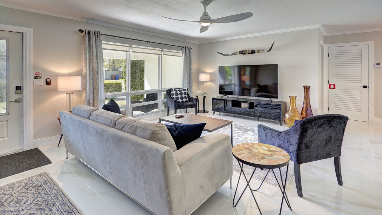 Photo of Livingroom in Deerfield Beach