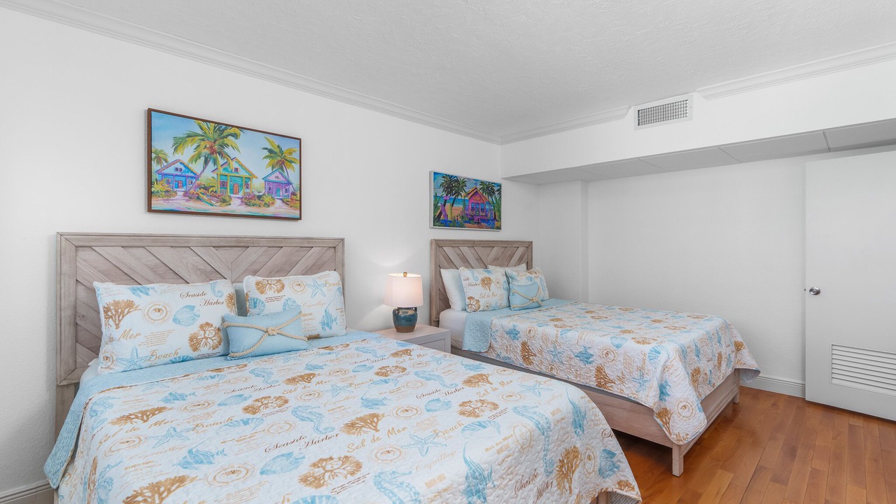 Photo of Bedroom in Hollywood South Central Beach