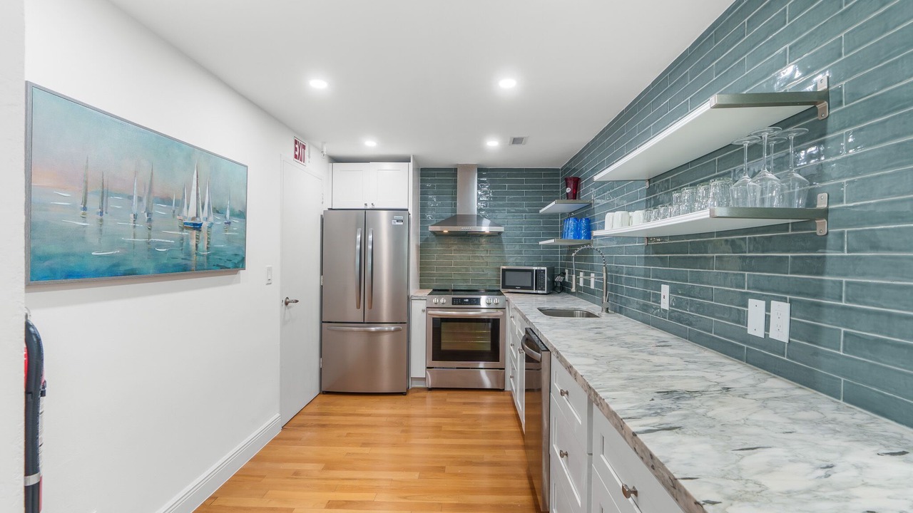 Photo of Kitchen in Hollywood South Central Beach
