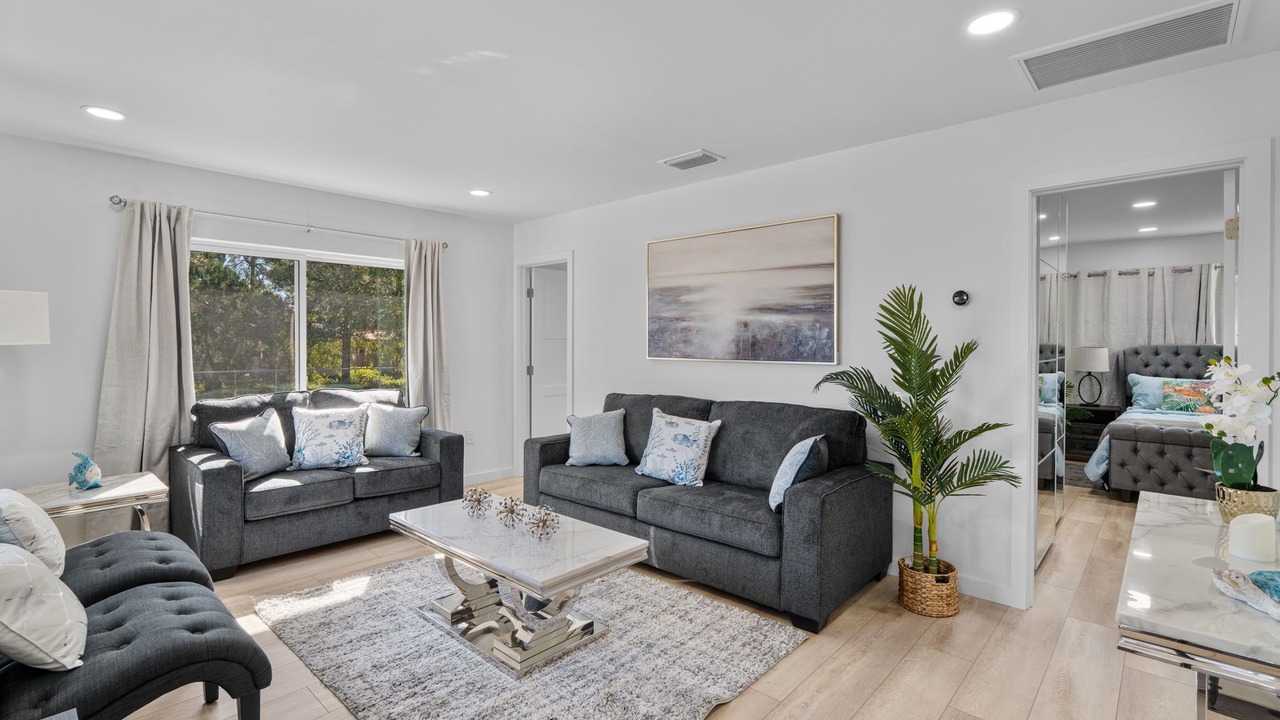 Photo of Livingroom in Deltona Lakes