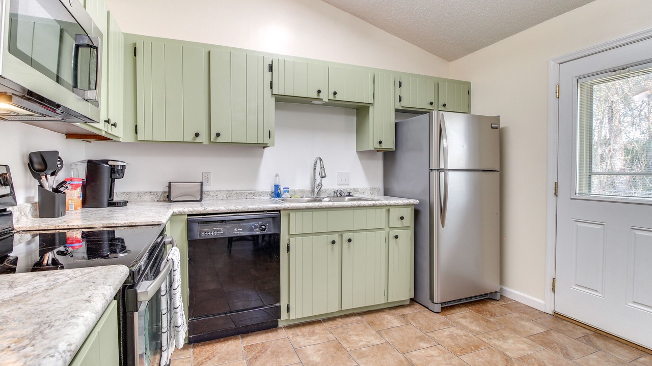 Photo of Kitchen in Hinesville