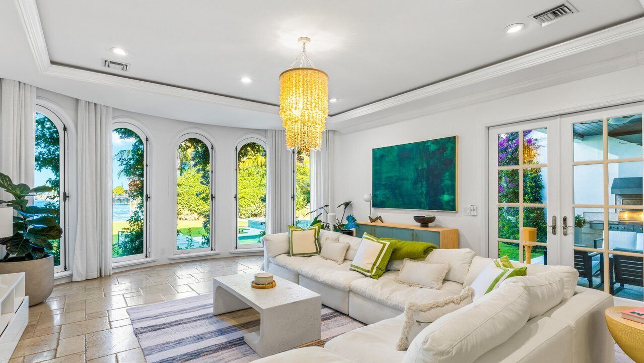 Photo of Livingroom in Hypoluxo Island