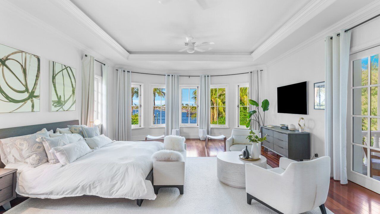 Photo of Bedroom in Hypoluxo Island
