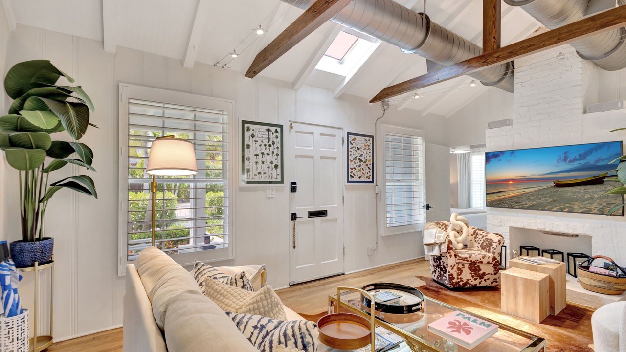 Photo of Livingroom in West Palm Beach