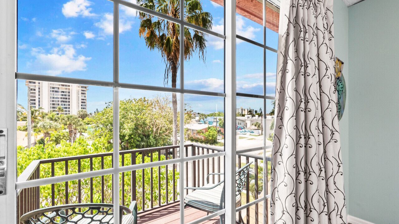 Photo of Patio Balcony in Siesta Key Village