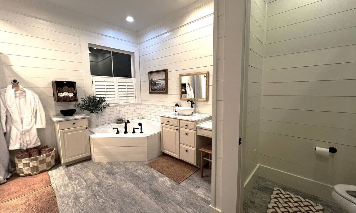 Photo of Bathroom in Moultrie