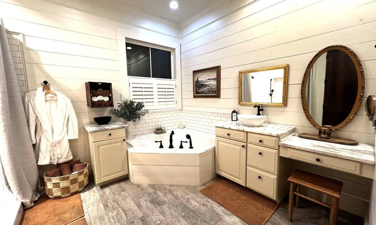 Photo of Bathroom in Moultrie