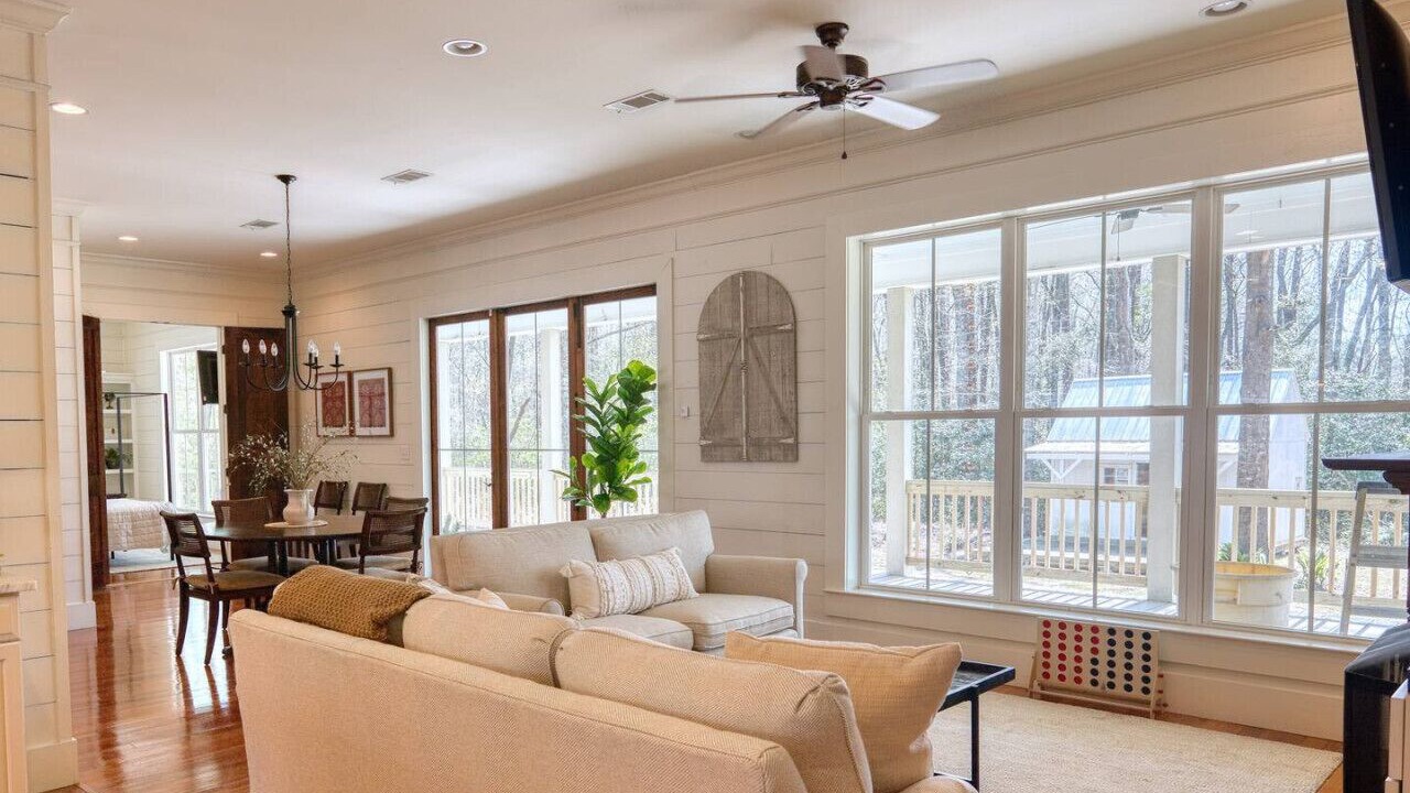 Photo of Livingroom in Moultrie