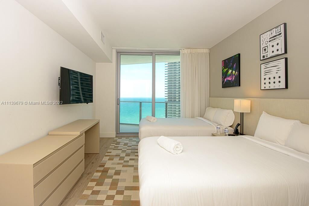 Photo of Bedroom in Hollywood South Central Beach