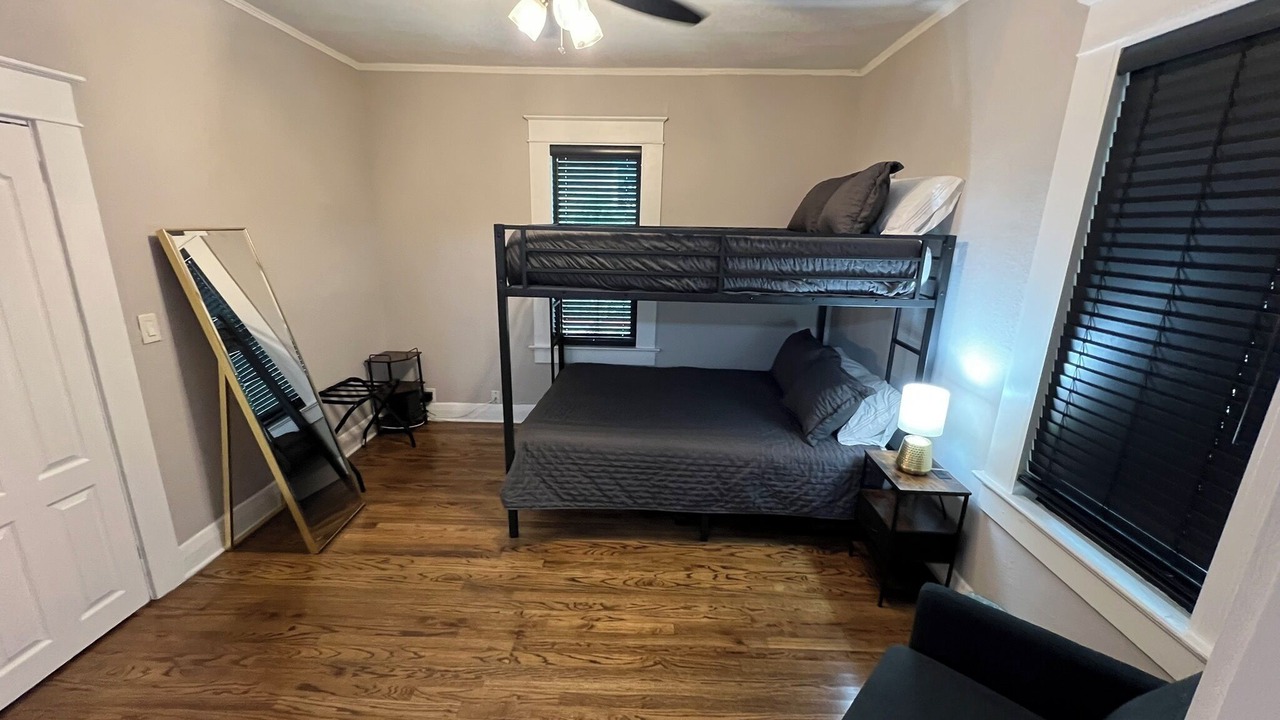 Photo of Bedroom in Tampa Heights