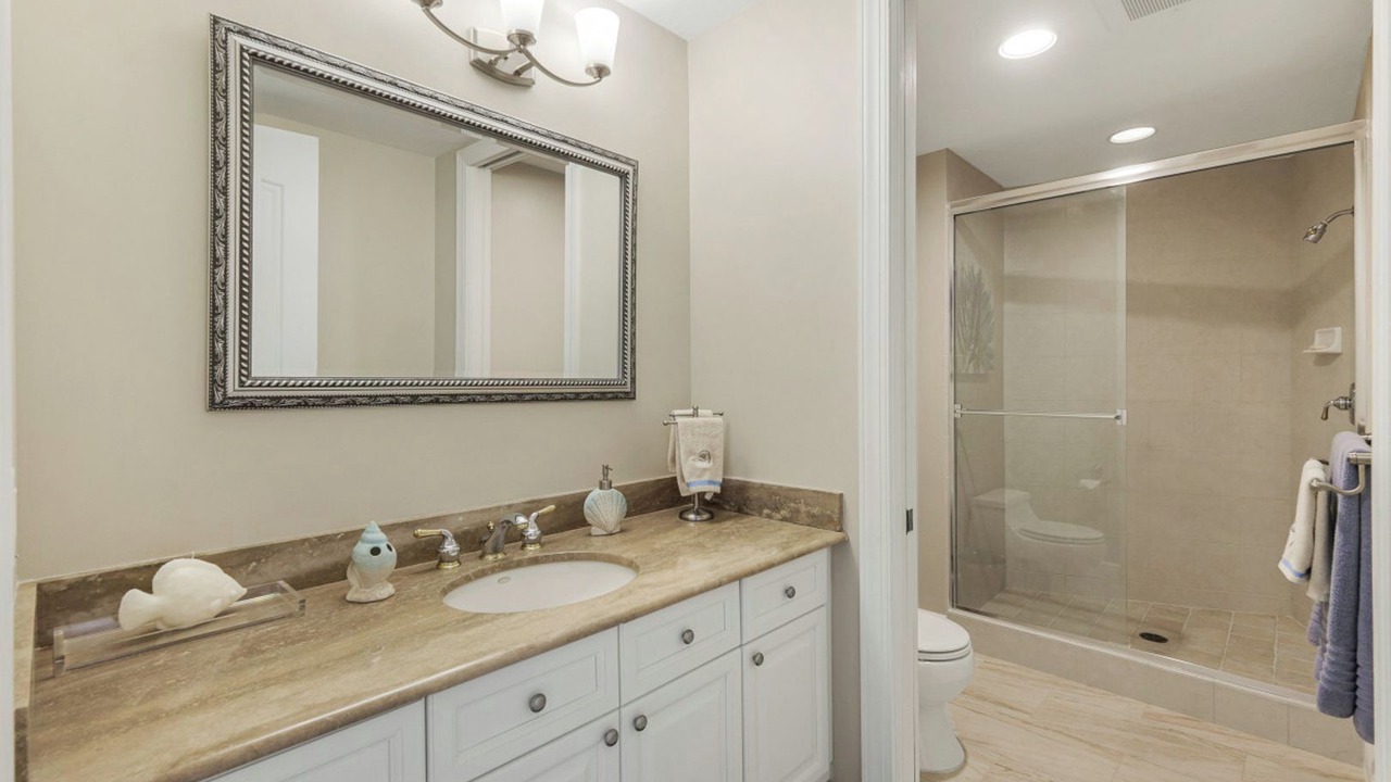 Photo of Bathroom in Isles of Capri
