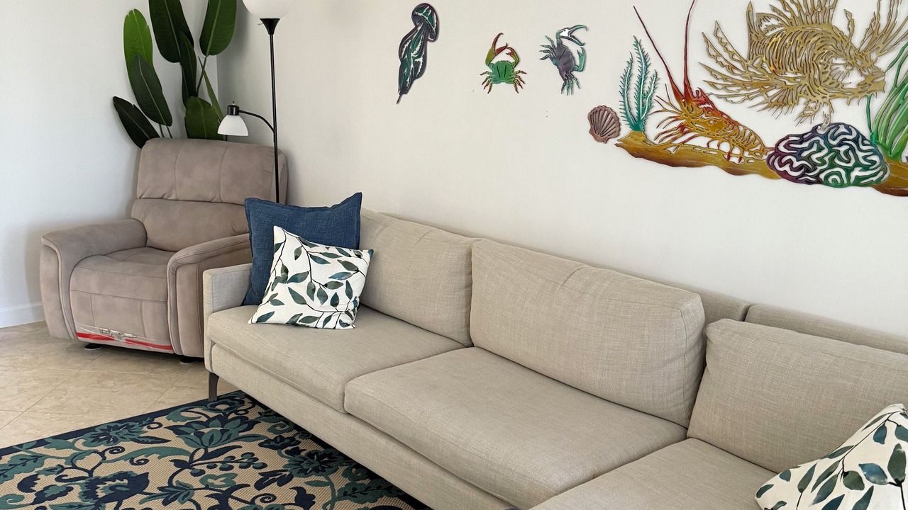 Photo of Livingroom in Fort Pierce Shores