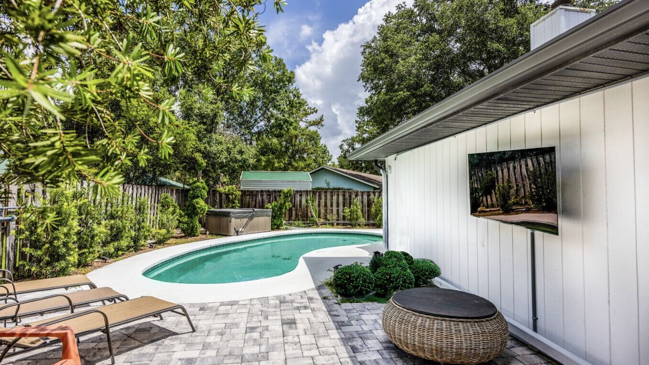 Photo of Outdoor in Gainesville