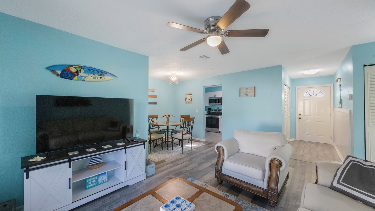 Photo of Livingroom in Seminole