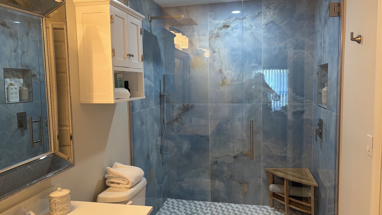 Photo of Bathroom in Naples