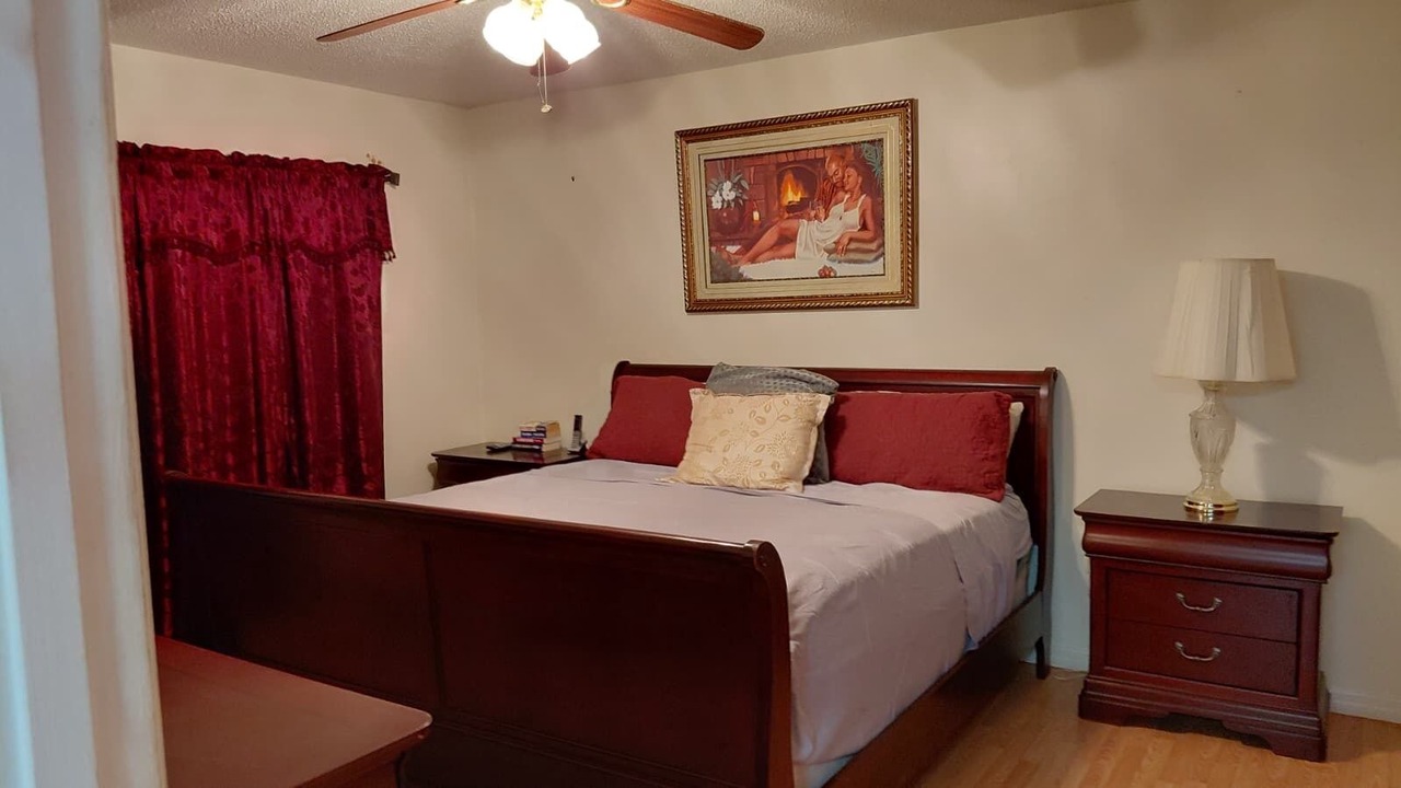 Photo of Bedroom in Poinciana