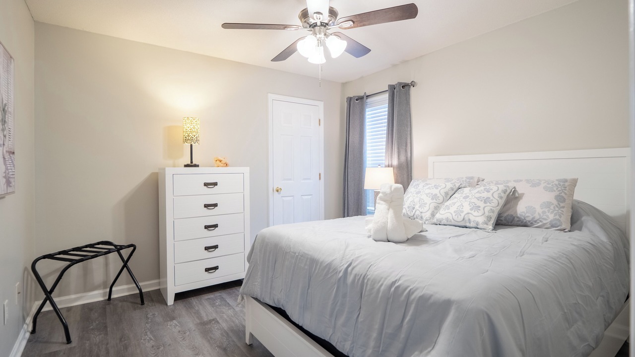 Photo of Bedroom in Valdosta