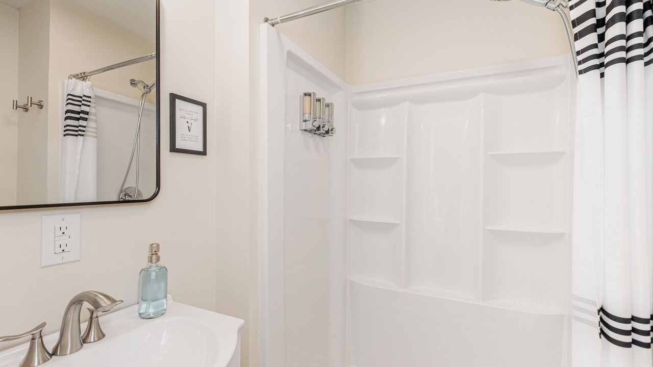 Photo of Bathroom in Perry