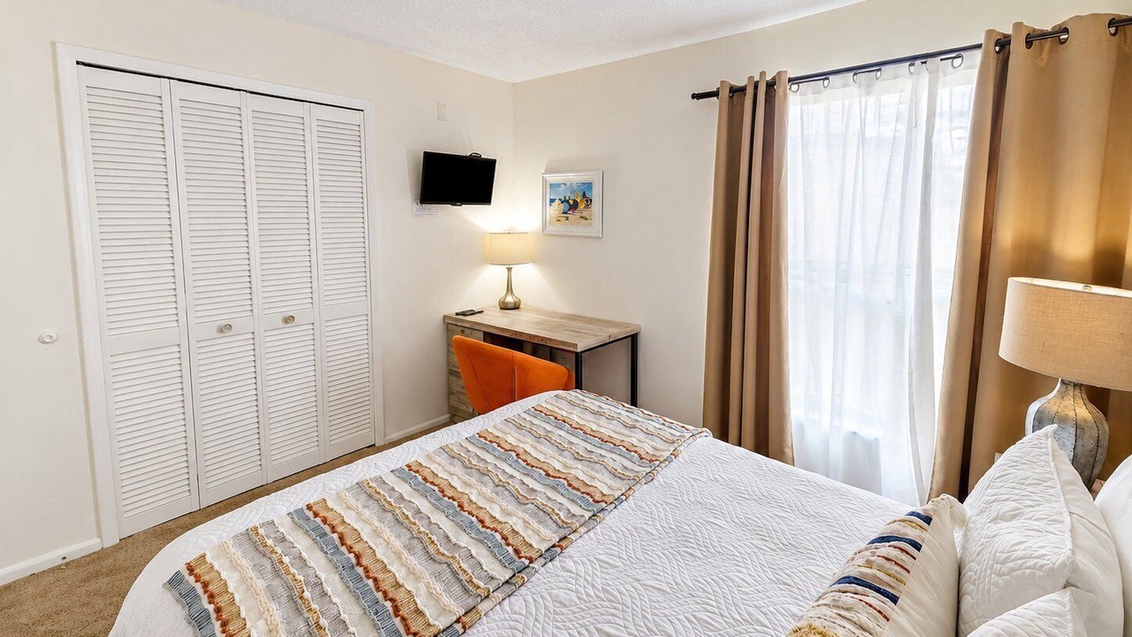 Photo of Bedroom in Indian Wells