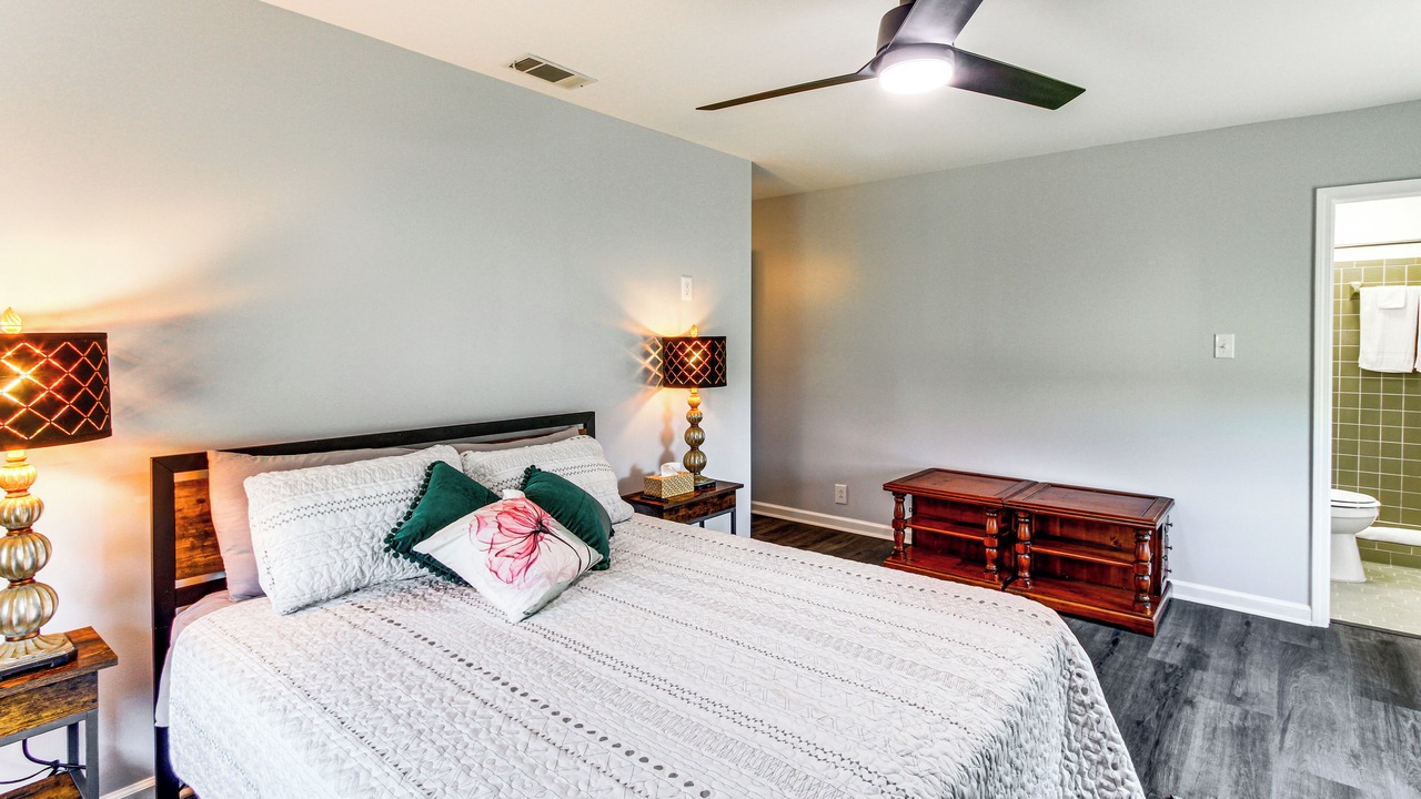 Photo of Bedroom in Albany