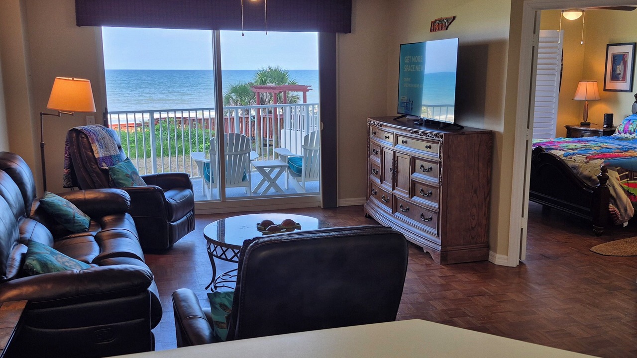 Photo of Bedroom in Ormond Beach Manors