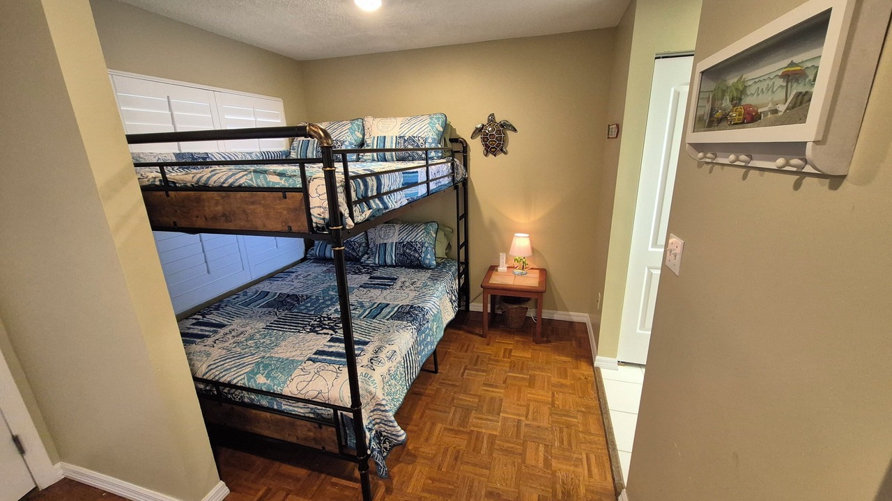 Photo of Bedroom in Ormond Beach Manors