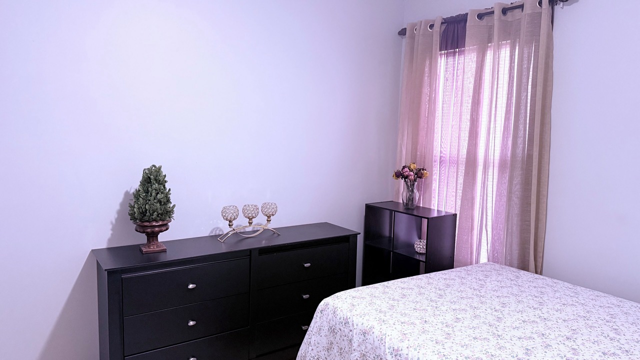 Photo of Bedroom in Sunrise