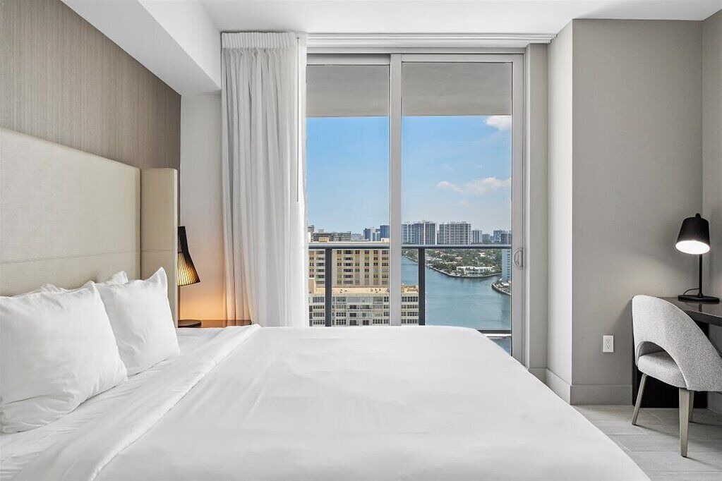 Photo of Bedroom in Hollywood South Central Beach